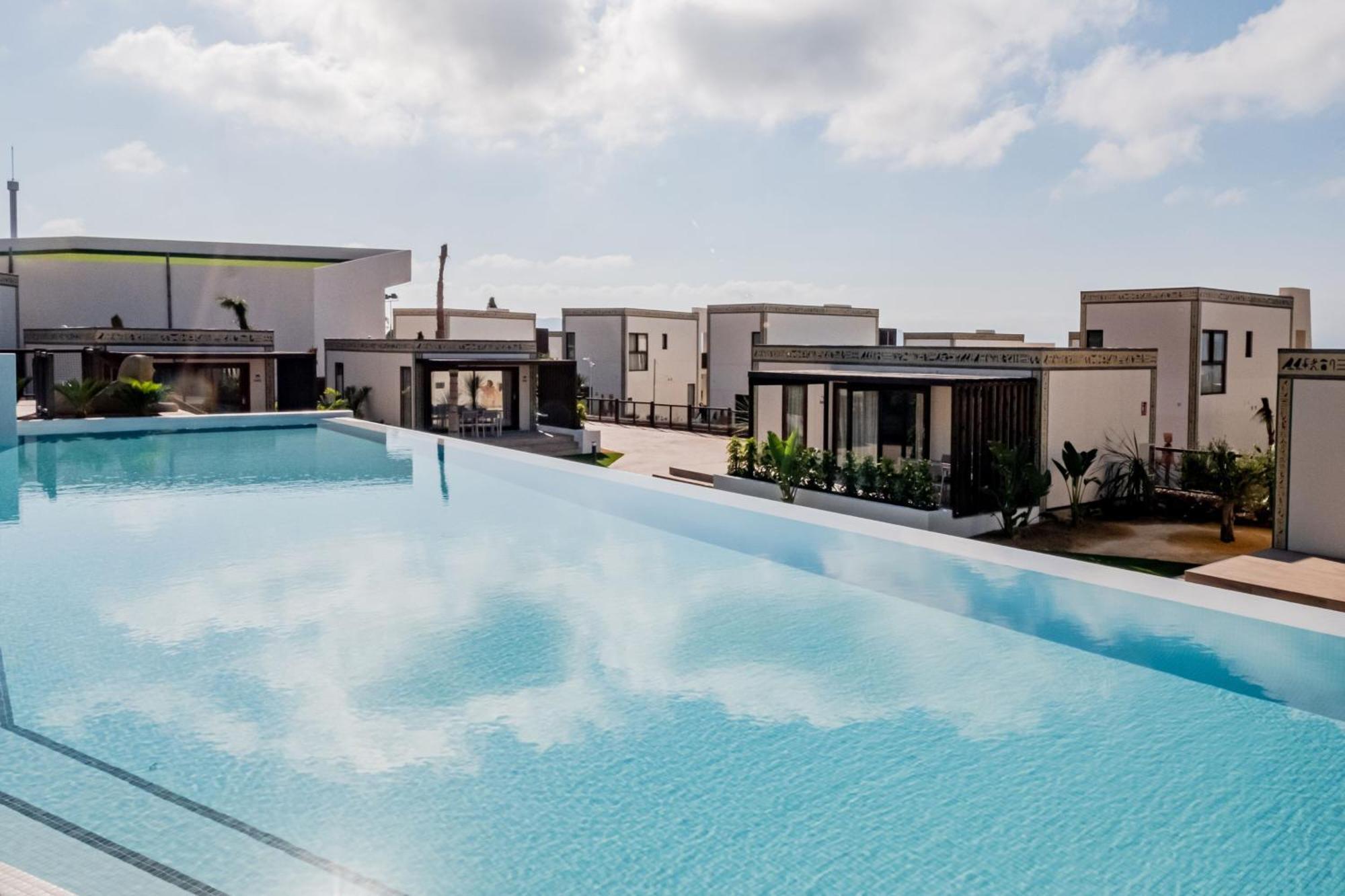 Four Points By Sheraton Costa Blanca Villas Бенидорм Экстерьер фото