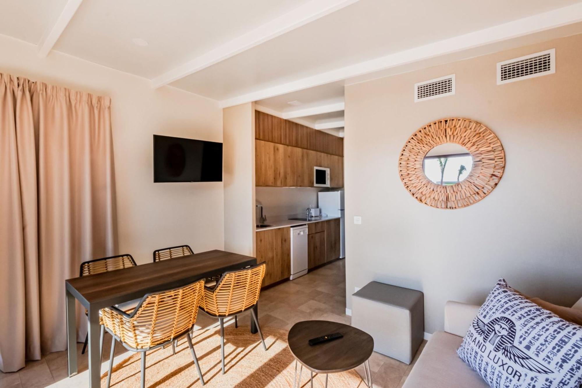Four Points By Sheraton Costa Blanca Villas Бенидорм Экстерьер фото
