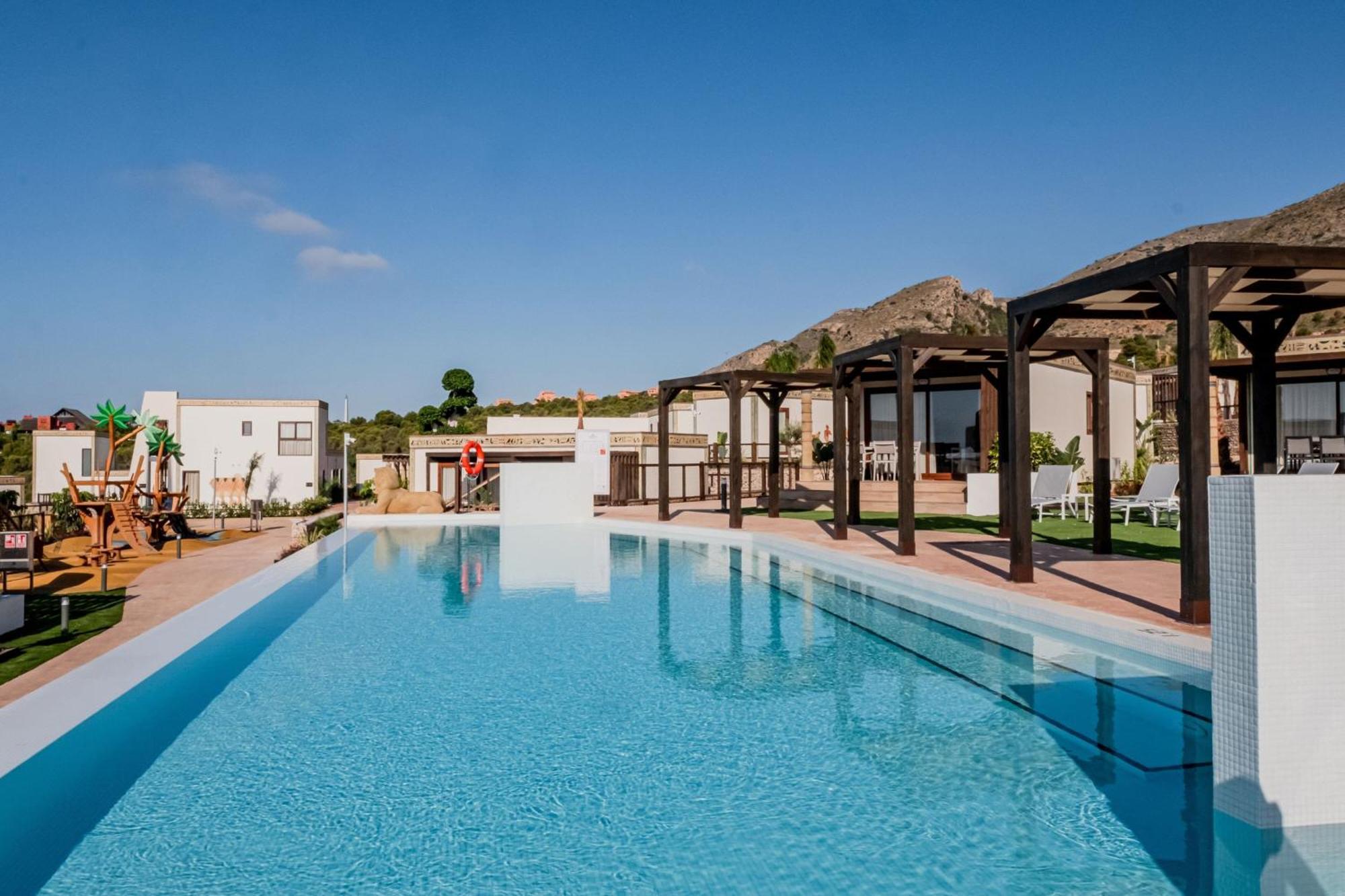 Four Points By Sheraton Costa Blanca Villas Бенидорм Экстерьер фото