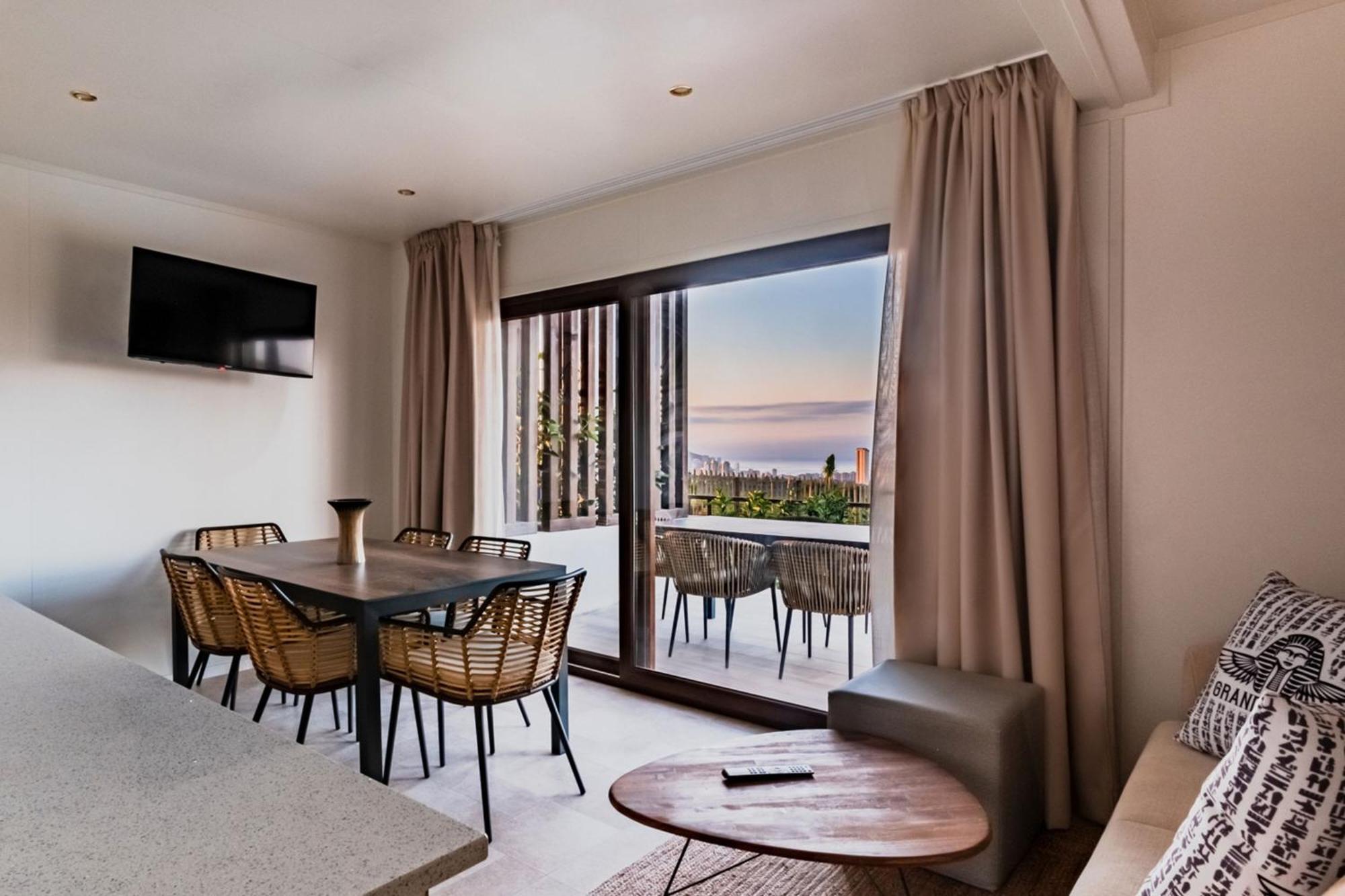 Four Points By Sheraton Costa Blanca Villas Бенидорм Экстерьер фото