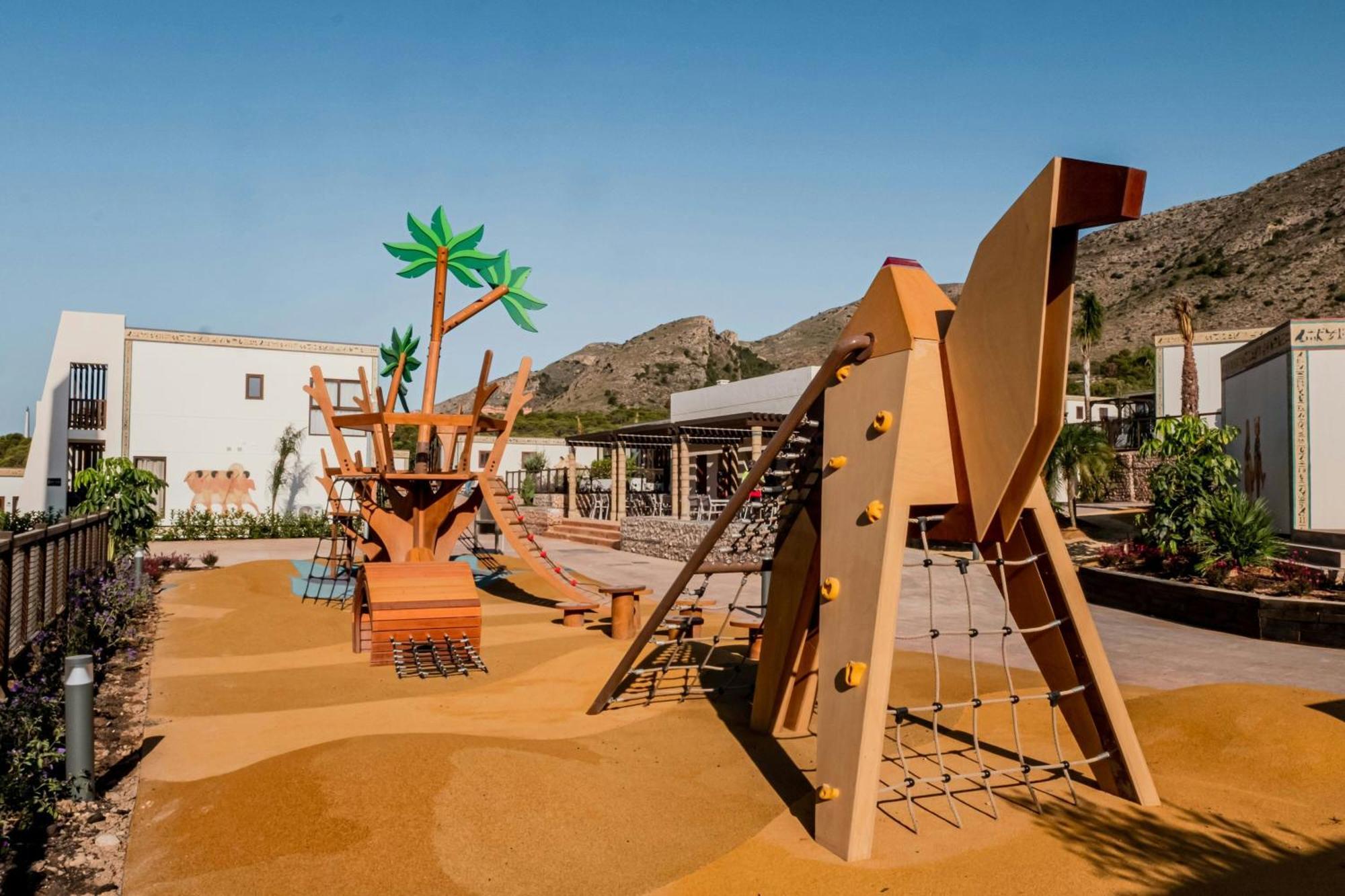 Four Points By Sheraton Costa Blanca Villas Бенидорм Экстерьер фото